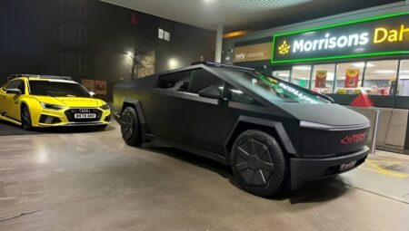 İngiltere’de Tesla Cybertruck’a Trafik Yasağı!