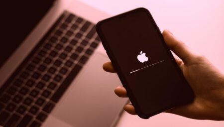 Apple, iPhone ve iPad’lerdeki Kritik Güvenlik Açığını Kapattı!