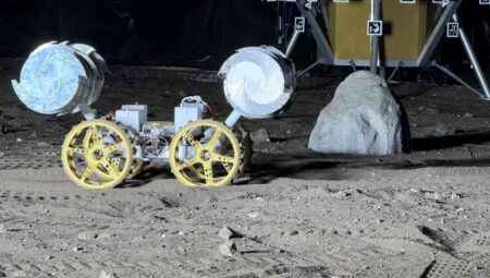 IPEx ile Ay’da Kaynak Avı Başlıyor: NASA’nın Yeni Nesil Kazı Robotu
