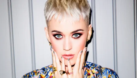Katy Perry Uzaya Gidiyor! Blue Origin’den Tarihi Uzay Uçuşu