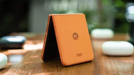 Motorola Razr 60 Ultra Yeni Renk Seçenekleriyle Geliyor!