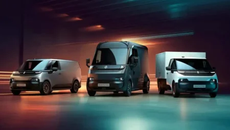 Renault, Ticari Araçlarını Yeniden Şekillendiriyor: Estafette, Goelette ve Trafic Geliyor!