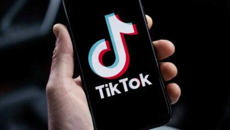 Tiktok’un Dönüşü Muhteşem Oldu! Apple ve Google Mağazalarındaki Yerini Aldı!