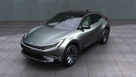 Toyota’dan Yeni Elektrikli Crossover: 11 Mart’ta Tanıtılacak!