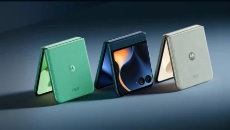 Motorola Razr 60 Serisi Tanıtıldı: Katlanabilir Ekran, Snapdragon 8 Elite ve Yapay Zeka Destekli Kamera!
