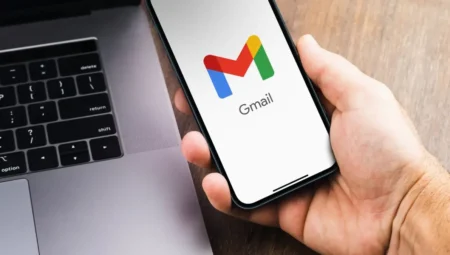 Gmail Akıllı Cevaplar Artık Yazı Tarzınızı Öğreniyor: Yeni Özellik Kişisel Verilerle Daha Derin Entegrasyon Sağlayacak
