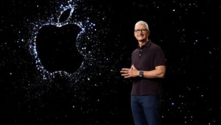 Apple, 3. Çeyrekte Gelir Artışı Hedefleniyor, Ancak Gelecek Belirsiz