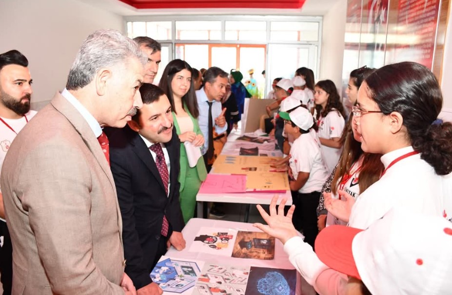 TÜBİTAK Bilim Fuarları devam ediyor