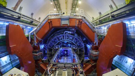 CERN’de Tarihi Başarı: Kurşun Altına Dönüştürüldü