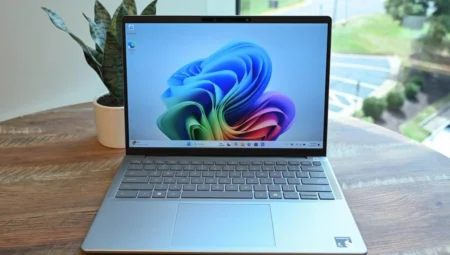 Dell 14 Plus AMD İşlemci Seçeneğiyle Geldi: Uygun Fiyata Yapay Zeka Destekli Laptop