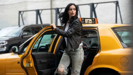 Jessica Jones Resmen Geri Dönüyor! Daredevil Dizisinde Boy Gösterecek