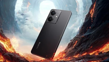 Şeffaf Gövde, Turbo Güç! Realme Neo 7 Turbo Geliyor!