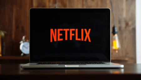 Netflix Arayüzünü Baştan Aşağı Yeniliyor: Kullanıcı Deneyimi Artık Daha Sade ve Akıllı