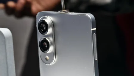 Yeni Nesil Samsung Galaxy S25 Edge Basına Sızdı: 5.8mm İncelik, 200MP Kamera ve Daha Fazlası