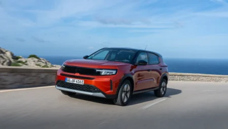 Yeni Opel Frontera Türkiye’de Satışta: Elektrikli ve Hibrit Seçenekleriyle Geldi