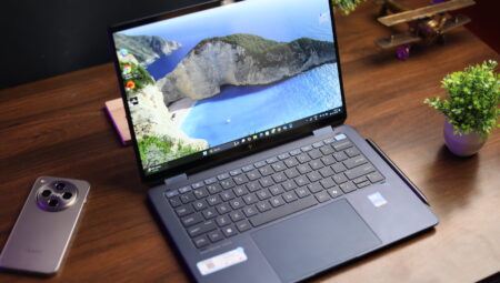 HP Omnibook 5, Geliyor: Copilot+ PC Deneyimi ve 34 Saatlik Pil Ömrüyle Dikkat Çekiyor