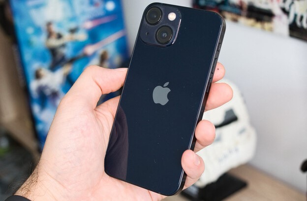 iPhone 13