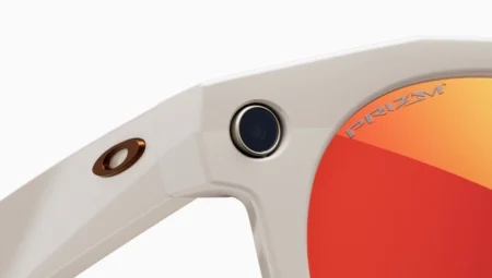 Meta’dan Sporculara Özel Akıllı Gözlük: Oakley Meta ile 3K Video ve 8 Saat Pil Ömrü