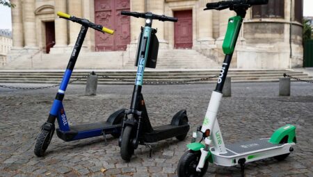 Elektrikli Scooterlara Zorunlu Trafik Sigortası Şoku! Yeni Düzenleme Meclis’ten Geçti