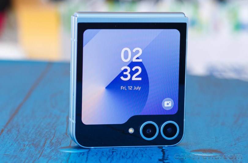 Galaxy Z Flip Cihazlarında One UI 7 Güncellemesi Sonrası Ekran Sorunları Tespit Edildi