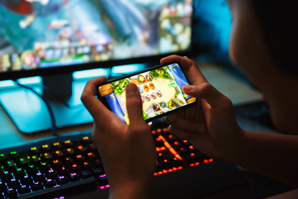 play games