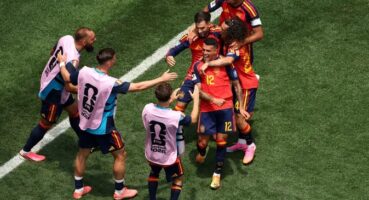 Boğalar Durdurulamıyor: İspanya 3 Golle Son 16 Turuna Resmen Damga Vurdu!