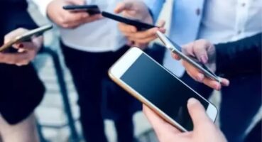 Efsane Model Tarih Oluyor: Samsung Fişi Çekti